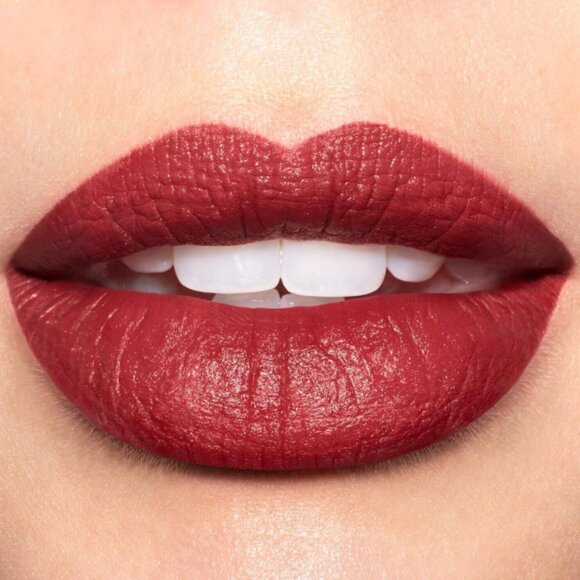 Revlon Super Lustrous Matte Lipstick 026 -Getting Serious– New & Factory… - Picture 3 of 5